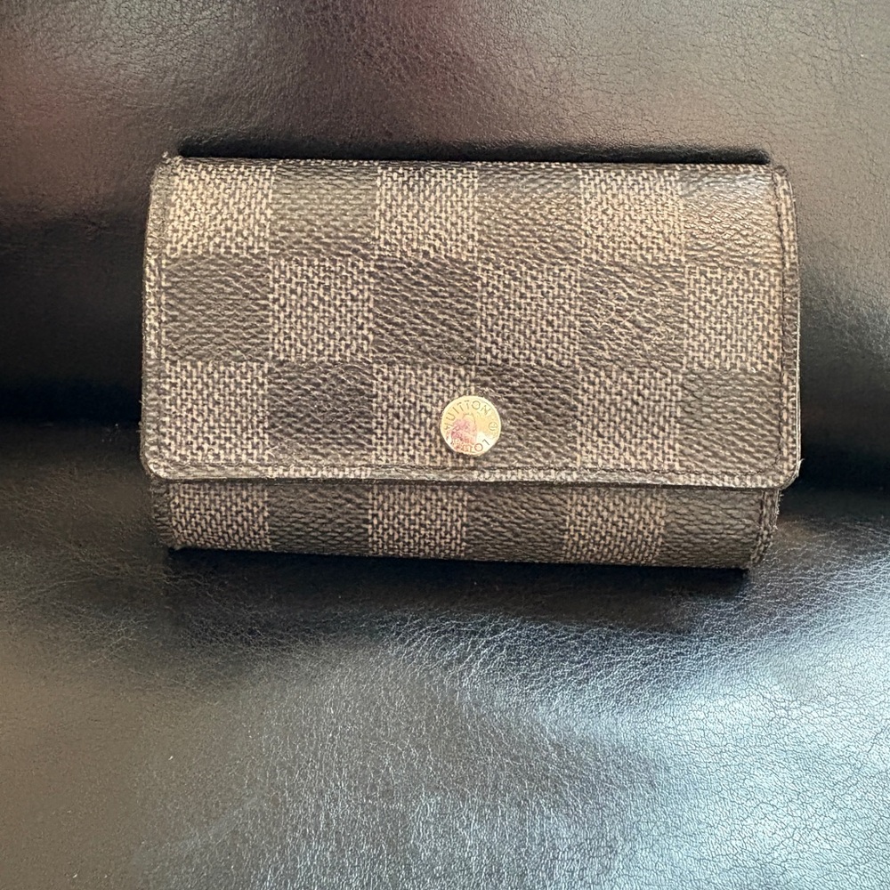 Authentic Louis Vuitton Black and Gray Checkered Wallet